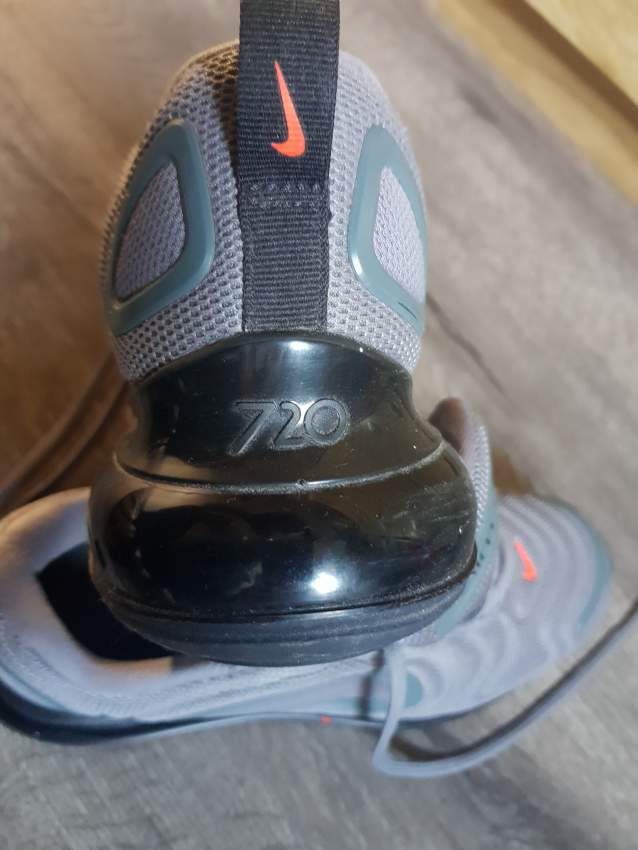 Nike Air Max 720 and Sketchers - 6 - Sneakers  on Aster Vender