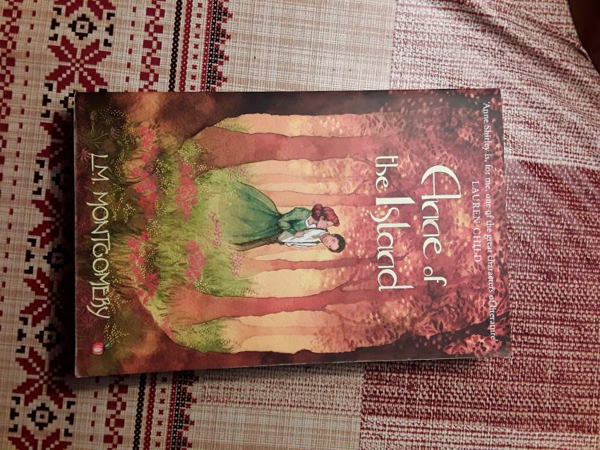 Anne of the Island - 1 - Fictional books  on Aster Vender