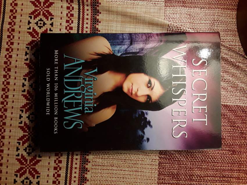 Secret whispers - 0 - Fictional books  on Aster Vender