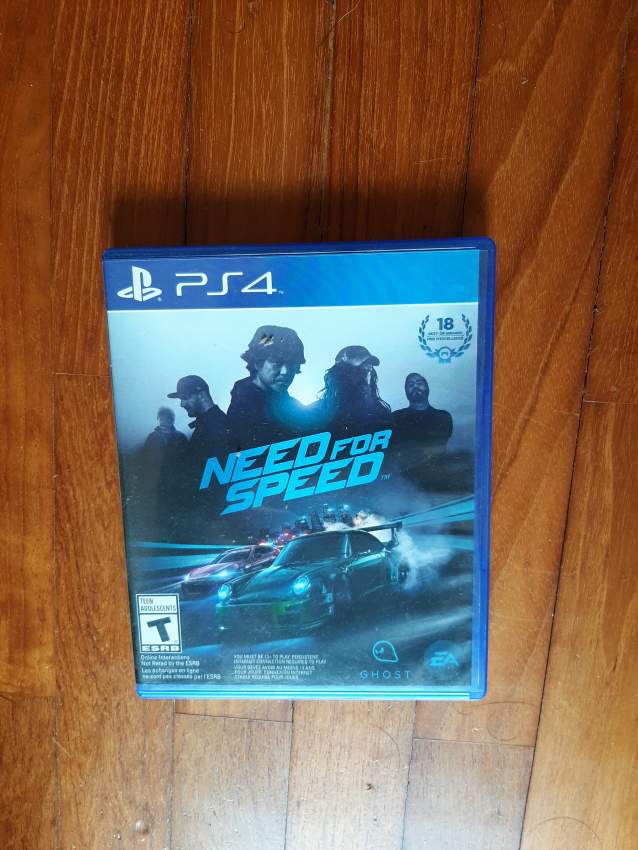 PlayStation 4+ 7 Games+ 2 Controllers (L'ensemble) - 9 - PlayStation 4 (PS4)  on Aster Vender