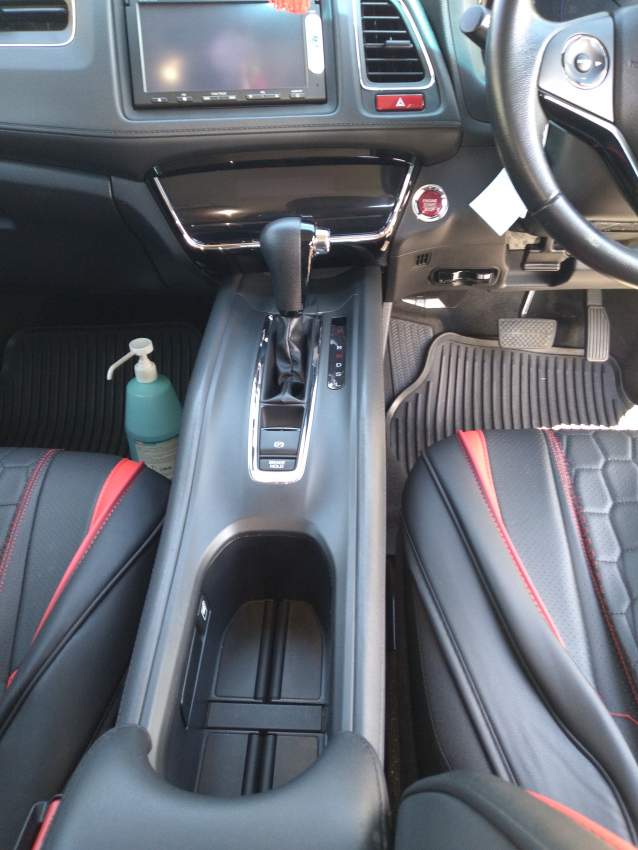 Honda Vezel - 10 - SUV Cars  on Aster Vender