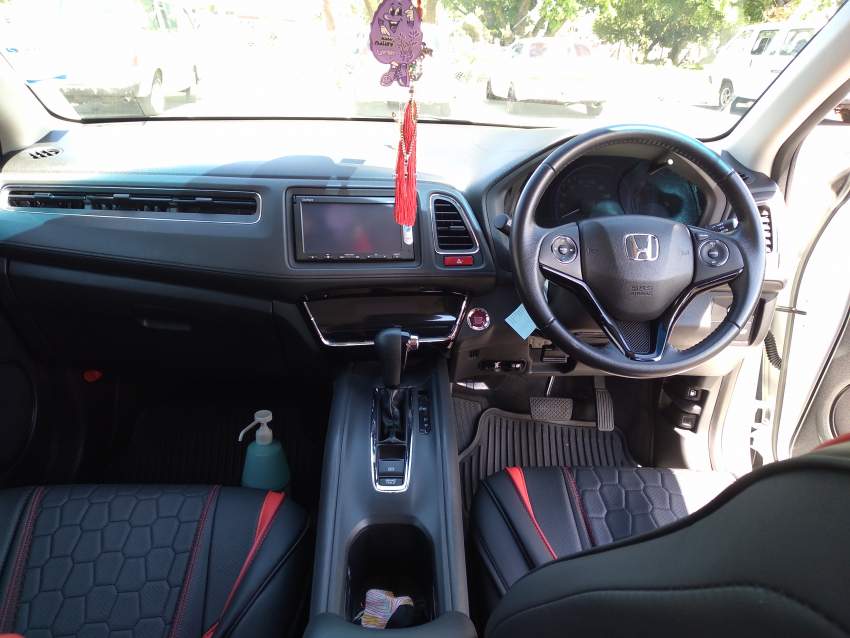 Honda Vezel - 4 - SUV Cars  on Aster Vender