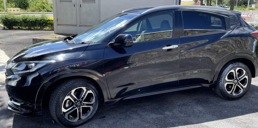 Honda Vezel - 4 - SUV Cars  on Aster Vender