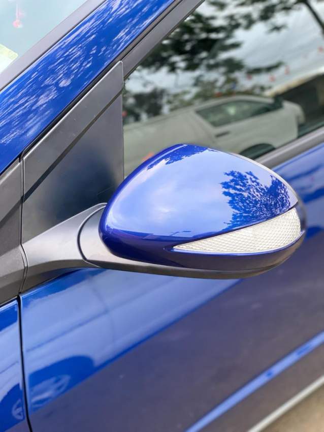 Honda Civic Hatchback '2011 - 5 - Sport Cars  on Aster Vender