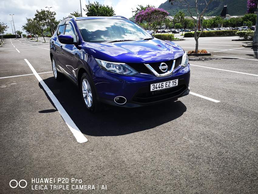 Nissan qashqai j11 1.2 dig-t  - 7 - SUV Cars  on Aster Vender