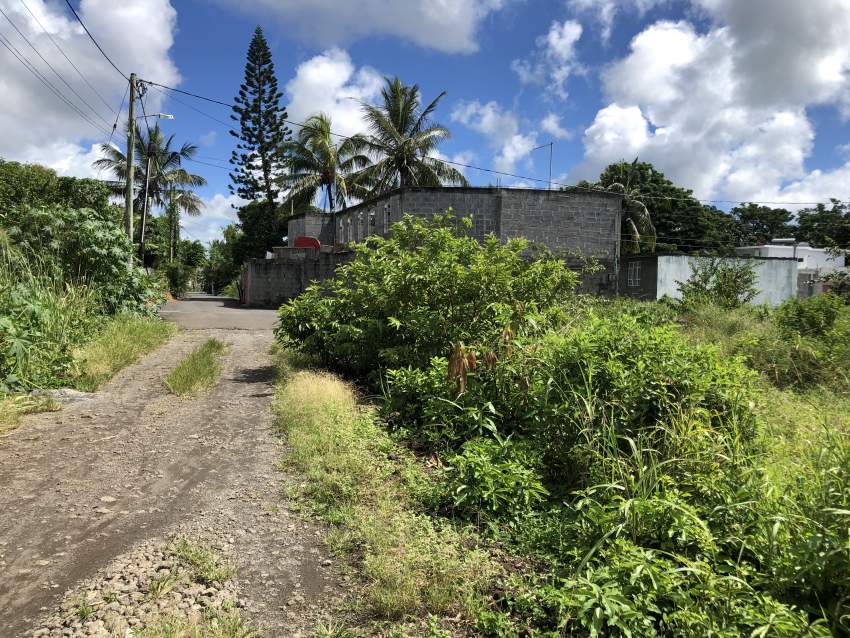 TERRAIN RÉSIDENTIEL - 42.6 PERCHES - Bramsthan - 9 - Land  on Aster Vender