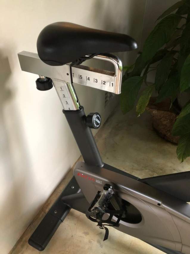 FitLux Spin Bike - 2 - Fitness & gym equipment  on Aster Vender