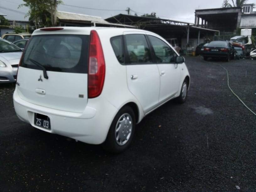 Mitsubishi Colt YEar 03 - 4 - Compact cars  on Aster Vender