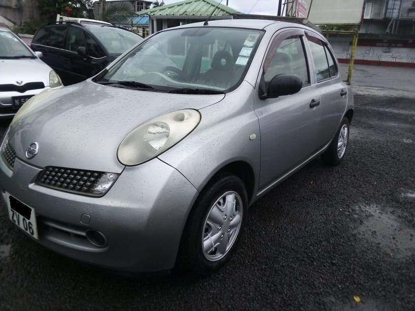 Nissan March YEar 06 - 2 - Compact cars  on Aster Vender