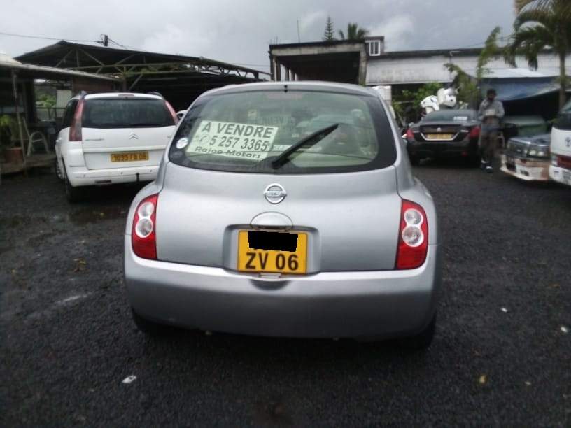 Nissan March YEar 06 - 3 - Compact cars  on Aster Vender