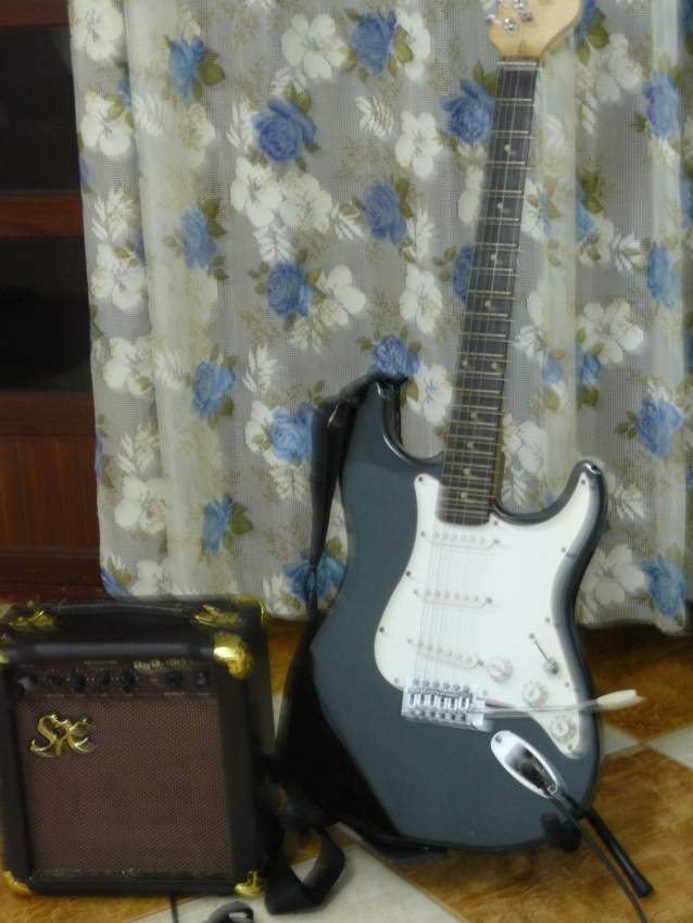 Guitare électrique on Aster Vender