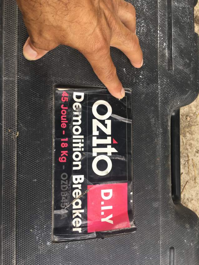 Concrete breaker on Aster Vender