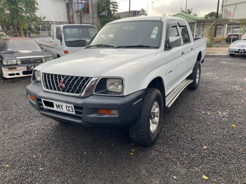4x4 Mitsubishi L200 Year 03 - 4 - Pickup trucks (4x4 & 4x2)  on Aster Vender