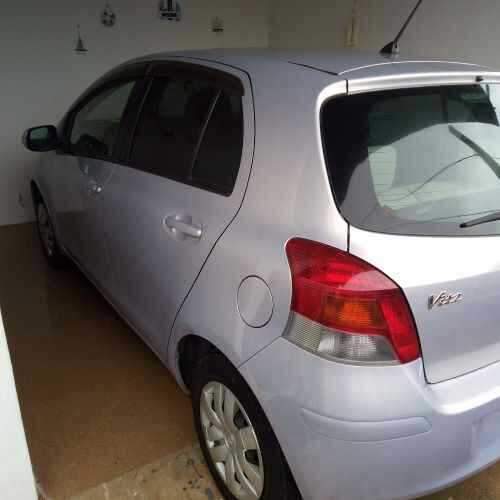 Vend Toyota vitz 09 - 2 - Compact cars  on Aster Vender