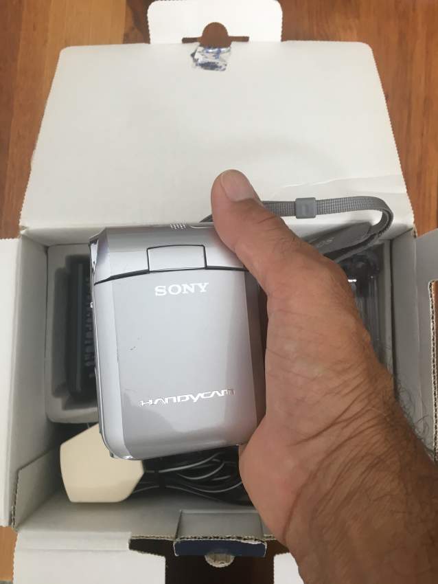 Handycam - 2 - Webcam  on Aster Vender