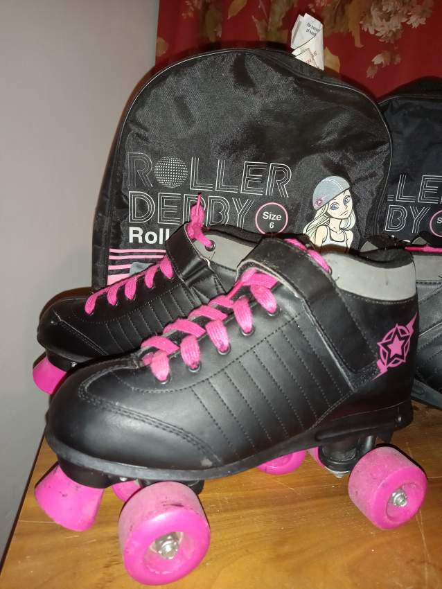 kids/teens Roller Skates - 1 - Roller skating  on Aster Vender