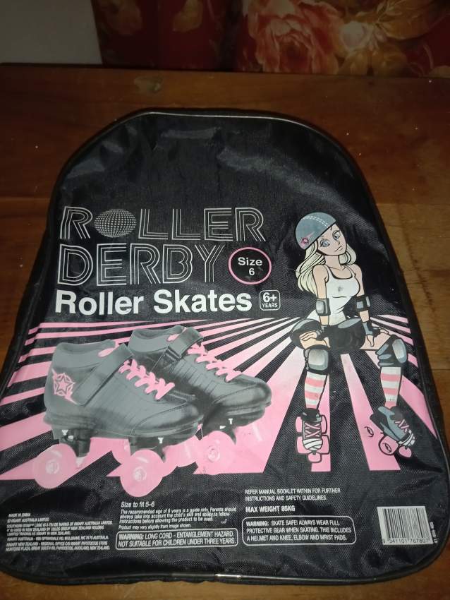 kids/teens Roller Skates - 3 - Roller skating  on Aster Vender