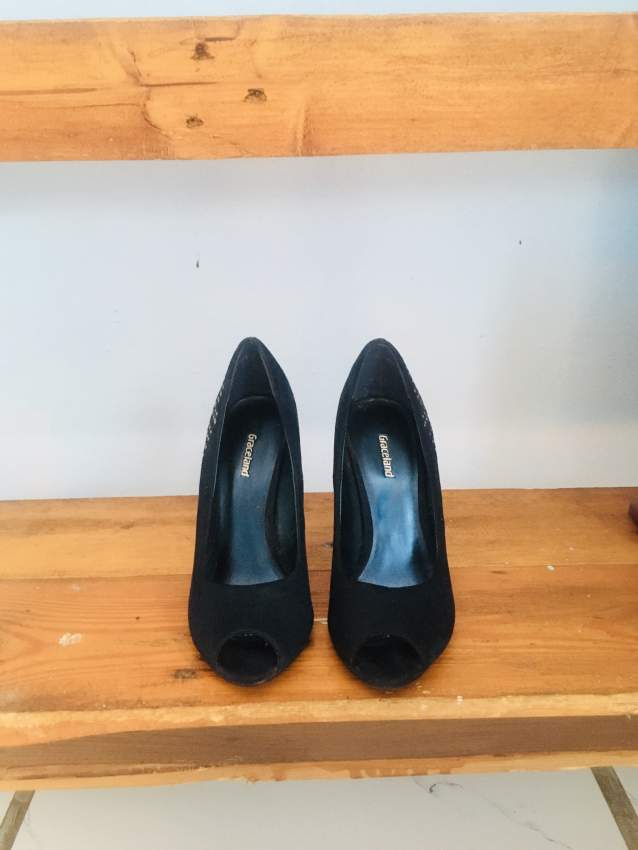 Heels  - 1 - Women's shoes (ballet, etc)  on Aster Vender