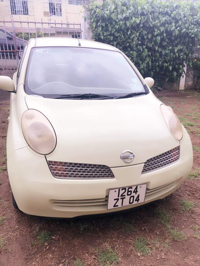 Nissan March - 1 - Family Cars  on Aster Vender