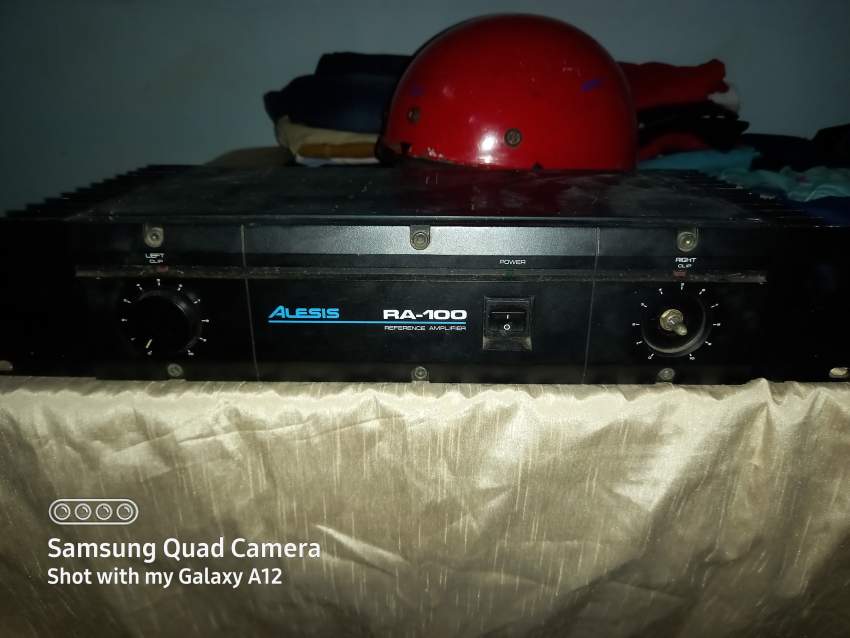 Amplifer Alesis RA100 - 0 - Photography Equipment  on Aster Vender