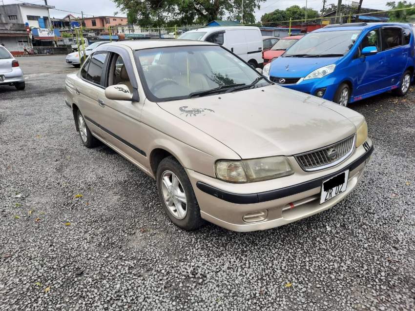Nissan B15 Year 02 on Aster Vender