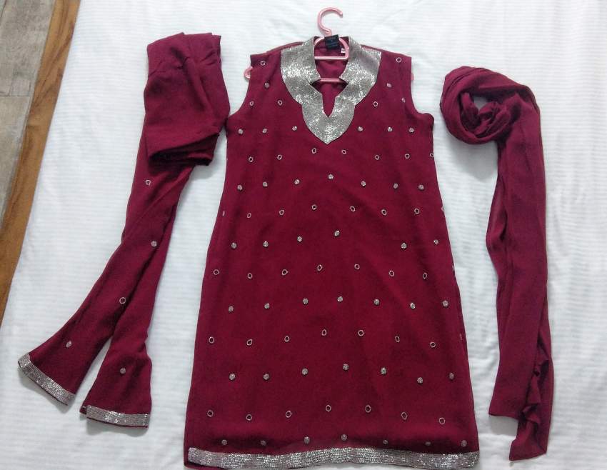 Dark red churidar - 1 - Dresses (Women)  on Aster Vender