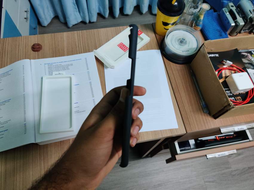 One plus 7 pro - 9 - Oneplus Phones  on Aster Vender