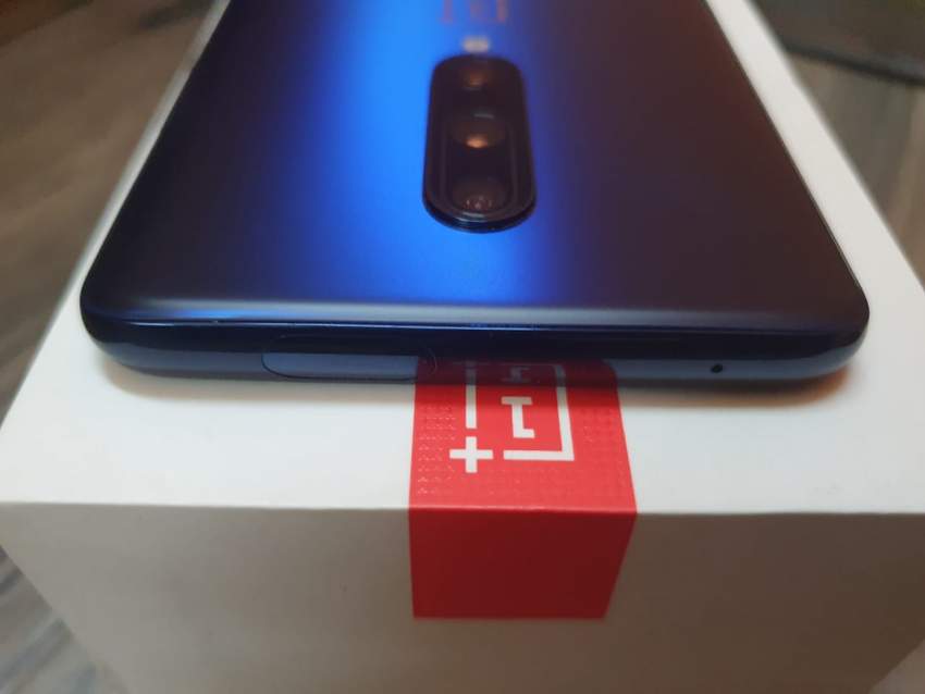 One plus 7 pro - 3 - Oneplus Phones  on Aster Vender