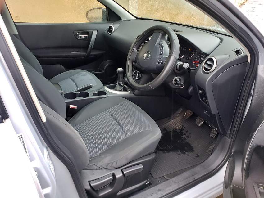 Nissan Qashqai+2  - 2010 -  Panoramic roof - RS 340 000 - T 57082878 - 2 - SUV Cars  on Aster Vender