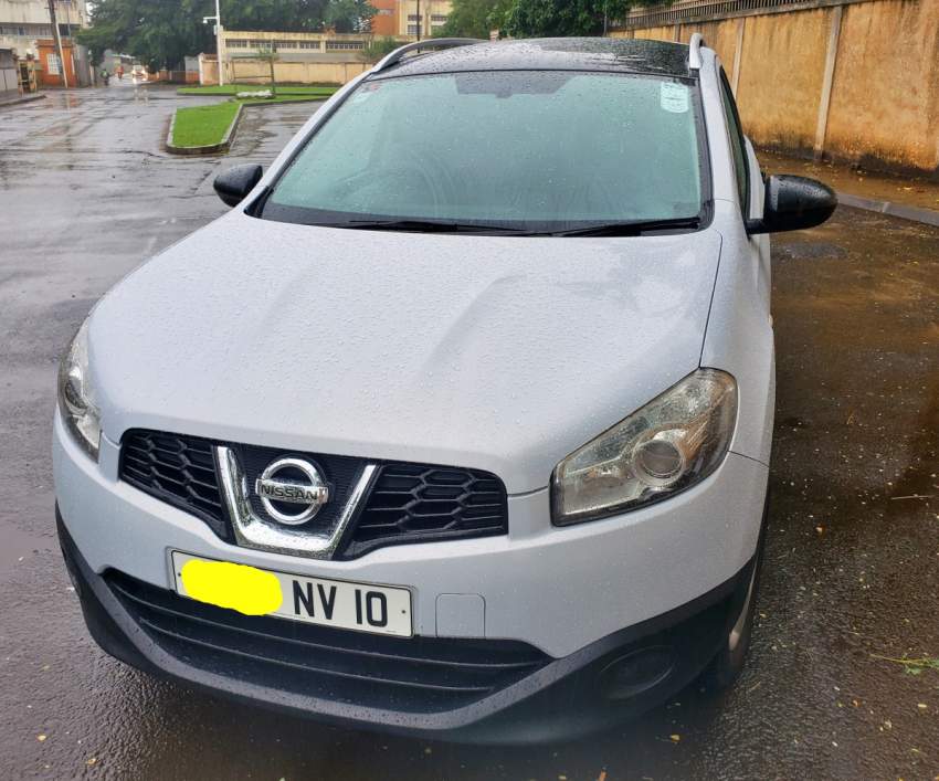 Nissan Qashqai+2  - 2010 -  Panoramic roof - RS 340 000 - T 57082878 - 3 - SUV Cars  on Aster Vender