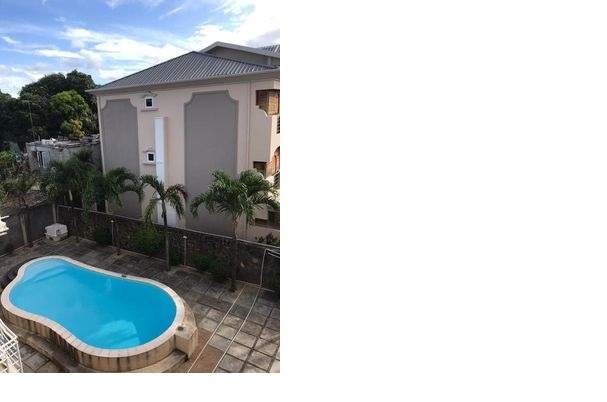 A FULLY FURNISHED STUDIO ON RENT IN GRAND BAIE- RS 10,000/M - 4 - Apartments  on Aster Vender