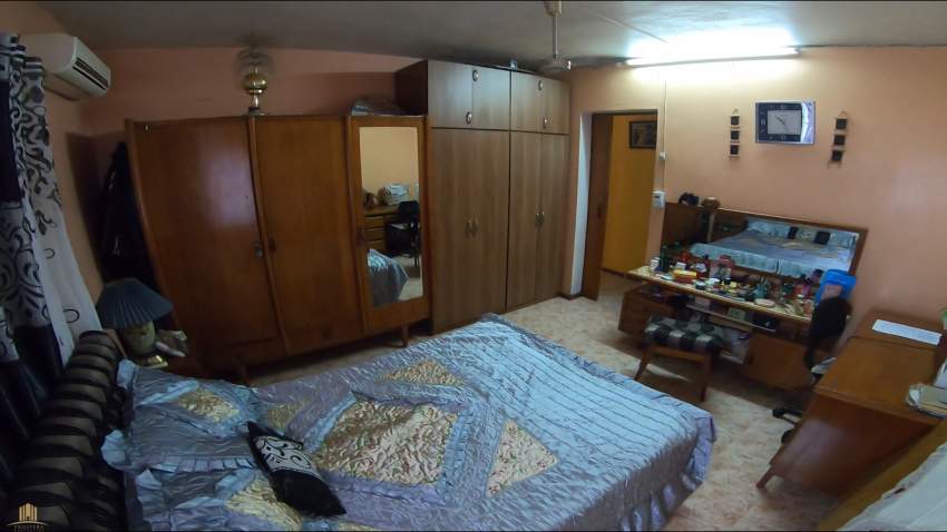 SEMI-FURNISHED HOUSE ON SALE IN PORT LOUIS, RTE DES PAMPLEMOUSSES RS 6 - 6 - House  on Aster Vender