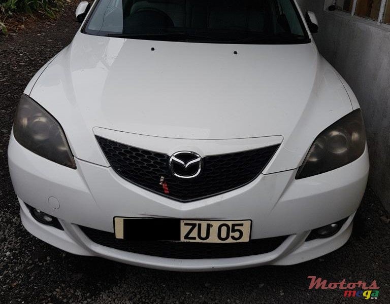 Mazda Axella, year 05 Excellent condition - 1 - Family Cars  on Aster Vender
