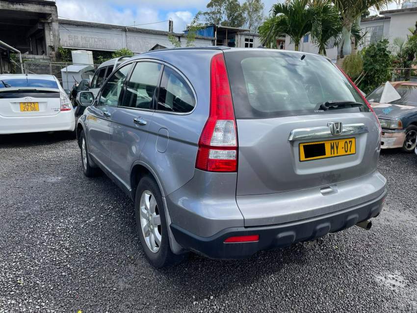 Honda CR-V Year 07 - 0 - SUV Cars  on Aster Vender