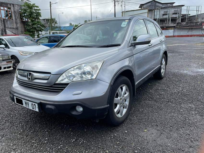 Honda CR-V Year 07 - 1 - SUV Cars  on Aster Vender