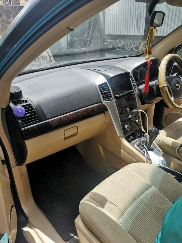 Chevrolet CAPTIVA LT  à vendre 2010 - 4 - SUV Cars  on Aster Vender