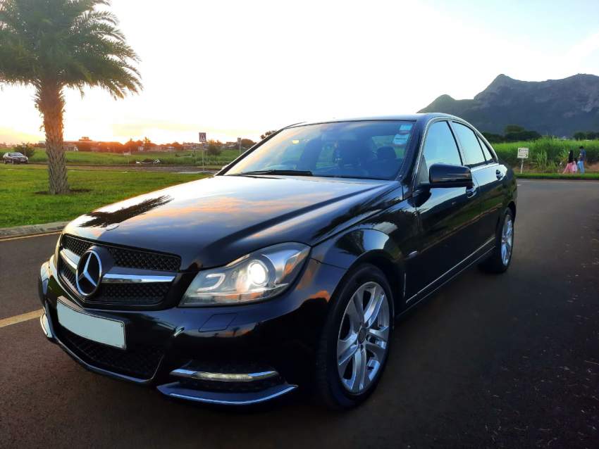 Mercedes Benz C180 AvantGarde  - 0 - Luxury Cars  on Aster Vender