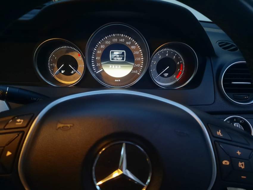 Mercedes Benz C180 AvantGarde  - 5 - Luxury Cars  on Aster Vender