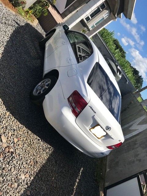 Occasion en or - 1 - Family Cars  on Aster Vender