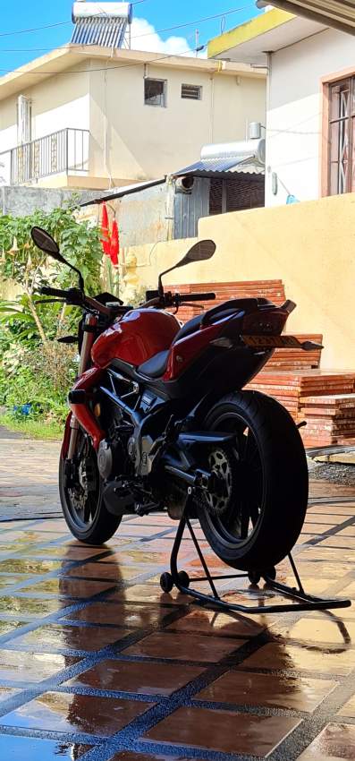 Benelli tnt 300 - 6 - Sports Bike  on Aster Vender