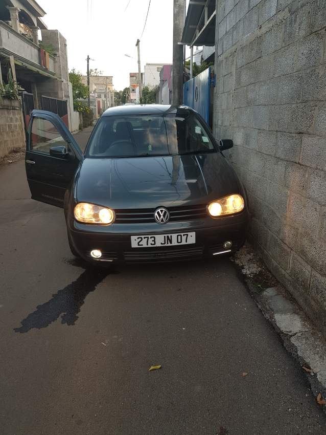 Vw golf4 - 0 - Compact cars  on Aster Vender