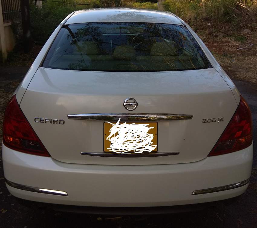 nissan cefiro - 1 - Compact cars  on Aster Vender