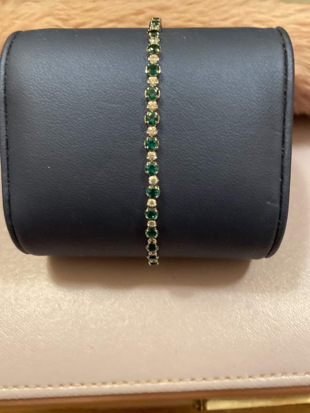 Bracelet  - 0 - Others  on Aster Vender