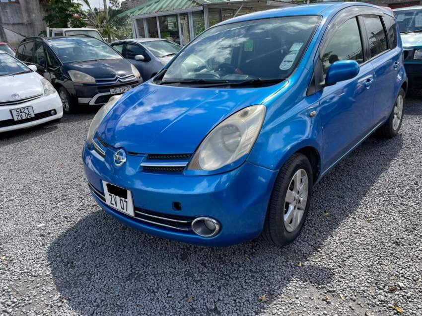 Nissan Note Year 07 on Aster Vender
