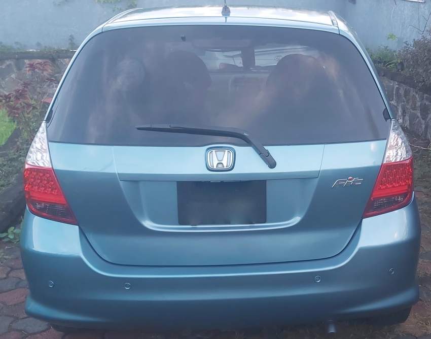 Honda Fit on Aster Vender