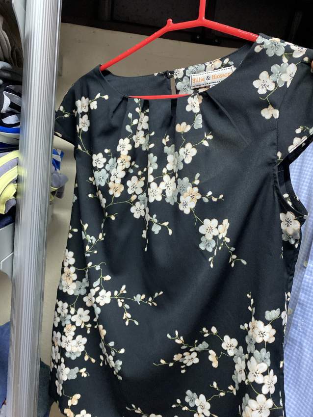 Woman Blouse on Aster Vender