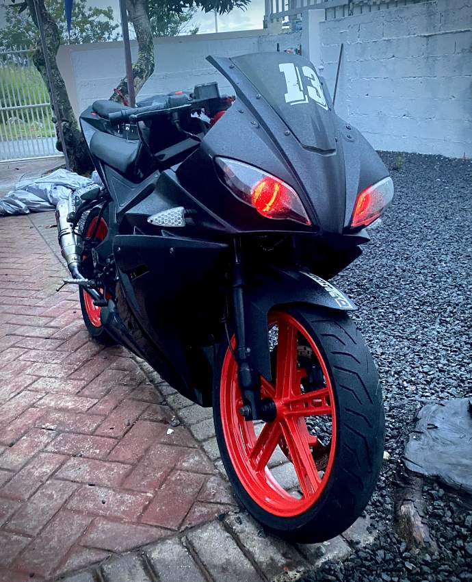 Bilmola Denfender 250RR - 1 - Sports Bike  on Aster Vender