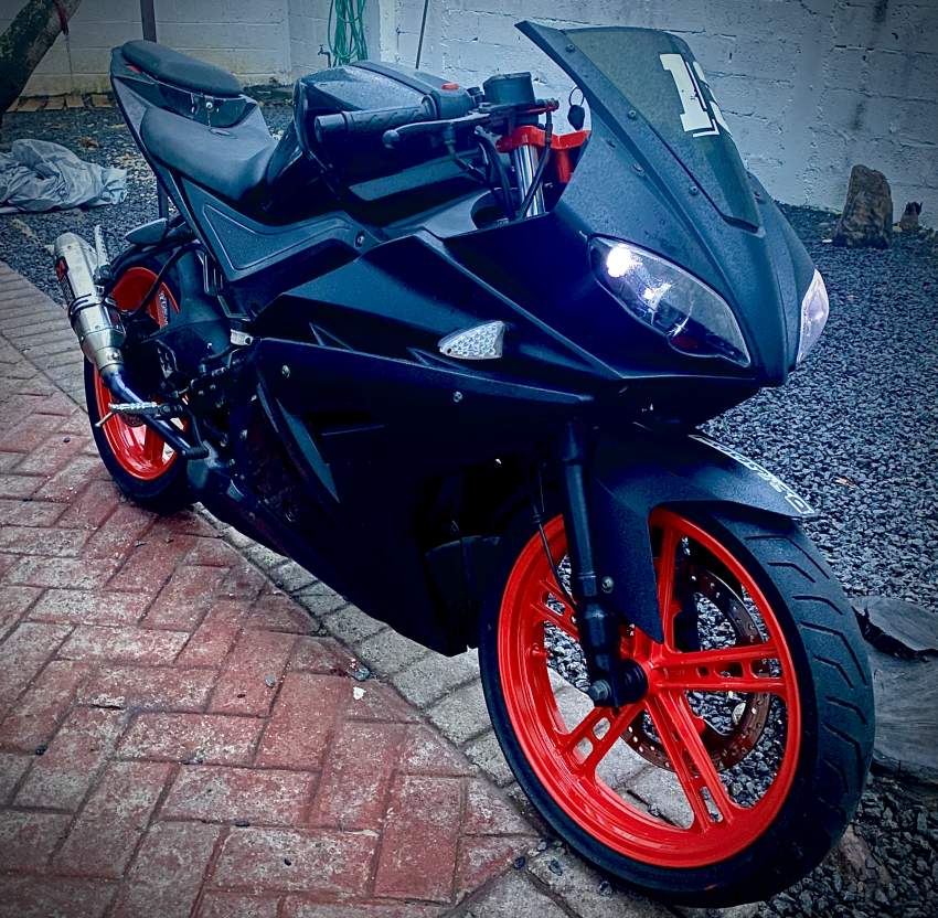 Bilmola Denfender 250RR - 4 - Sports Bike  on Aster Vender