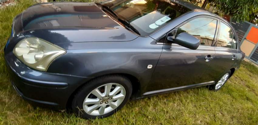 Sale Toyota Avensis 06 - 3 - Family Cars  on Aster Vender