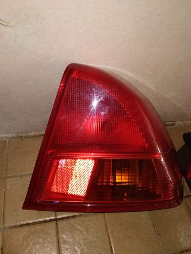 Rear lights Honda civic - 2 - Others  on Aster Vender